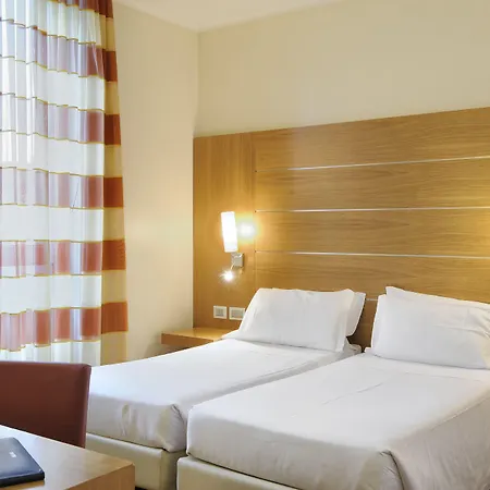 Canada Hotel