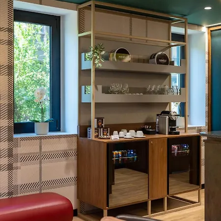 Hotel Canada 3*