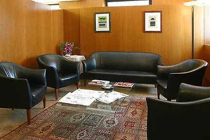 Canada Hotel