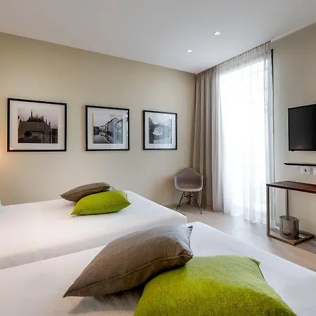 فندق كندا ميلان