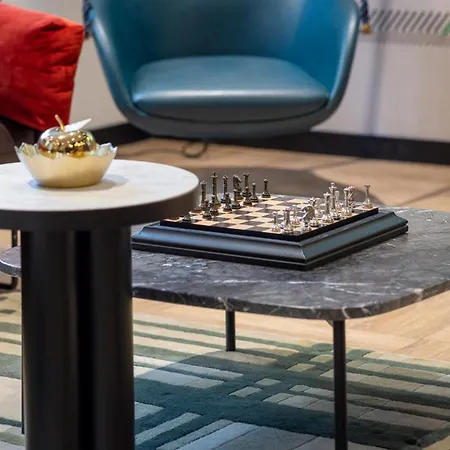 فندق كندا ميلان