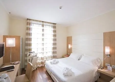 Canada 3*