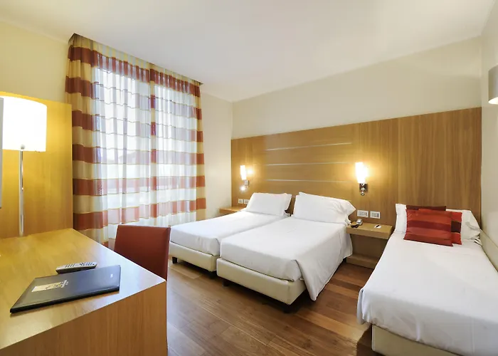 カナダ ホテル ミラノ