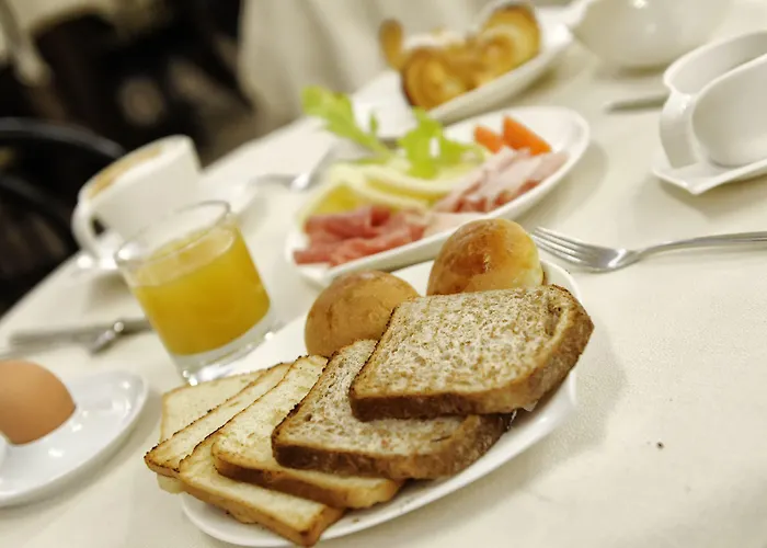 カナダ ホテル ミラノ