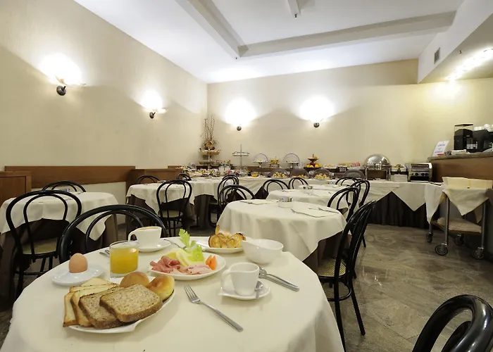 ホテル カナダ ミラノ